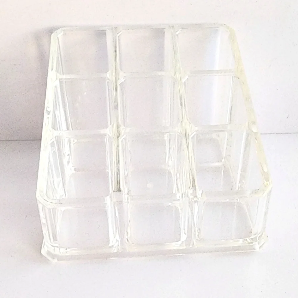 Acrylic lipstick organizer